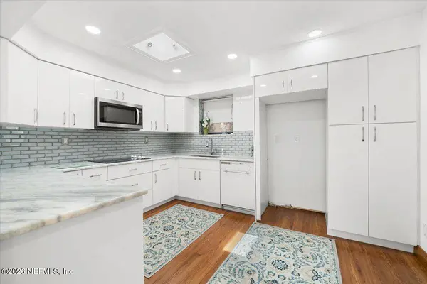 5018 HOMECREST CIR, Jacksonville, FL 32244