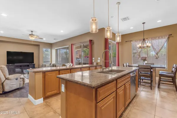 6840 S CRYSTAL Way, Chandler, AZ 85249