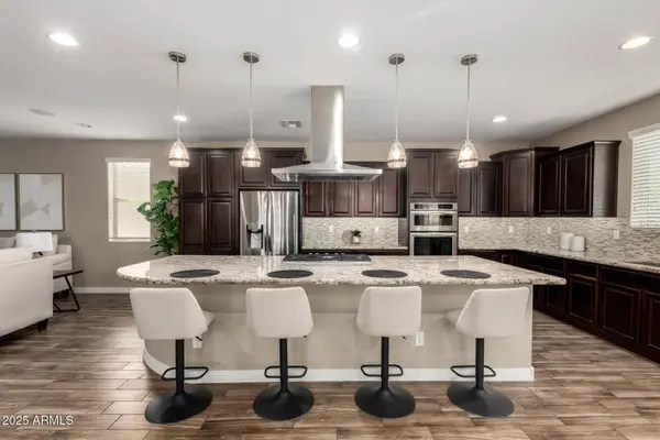 3338 E COCONINO Drive, Gilbert, AZ 85298