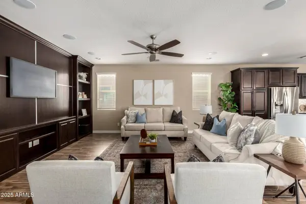 3338 E COCONINO Drive, Gilbert, AZ 85298