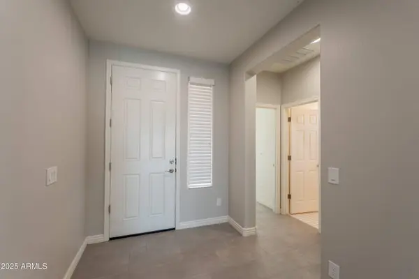 2680 E DANIEL Drive, Gilbert, AZ 85298