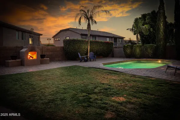 7156 S FOREST Avenue, Gilbert, AZ 85298