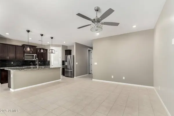 4654 W SUNCUP Drive, San Tan Valley, AZ 85144