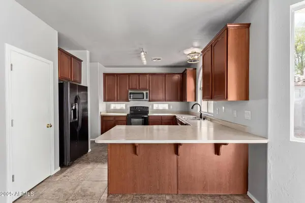 45018 W SAGE BRUSH Drive, Maricopa, AZ 85139