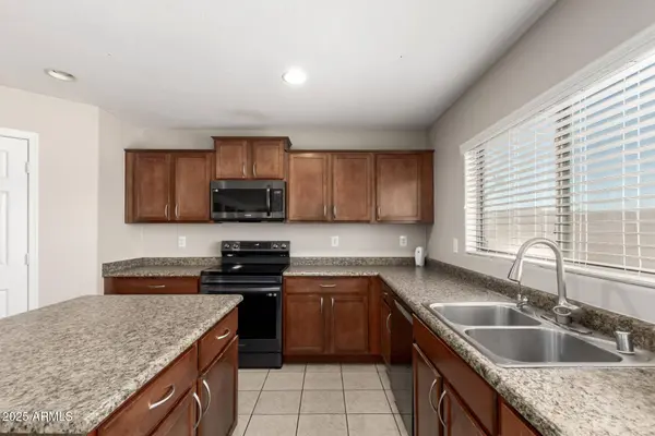 19451 N LELAND Road, Maricopa, AZ 85138