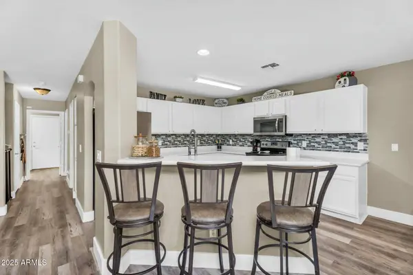 1061 E PONCHO Lane, San Tan Valley, AZ 85143