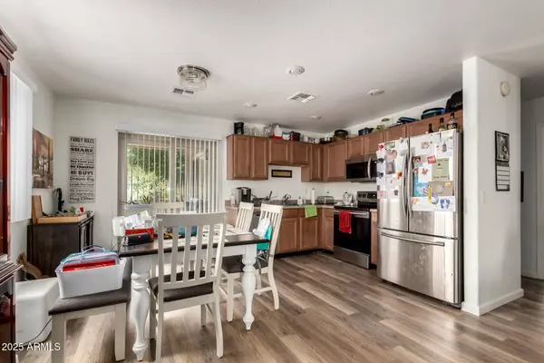 35480 N DANISH RED Trail, San Tan Valley, AZ 85143