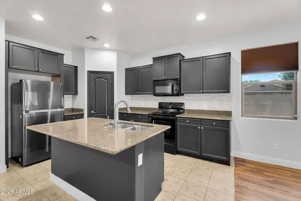 1380 W ANGUS Road, San Tan Valley, AZ 85143