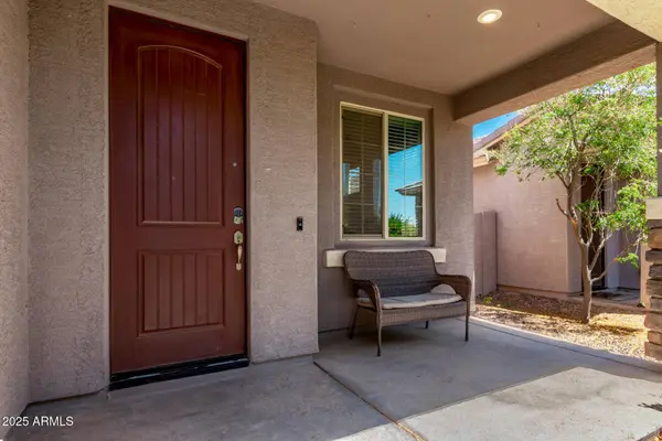 932 W Capulin Trail, San Tan Valley, AZ 85140