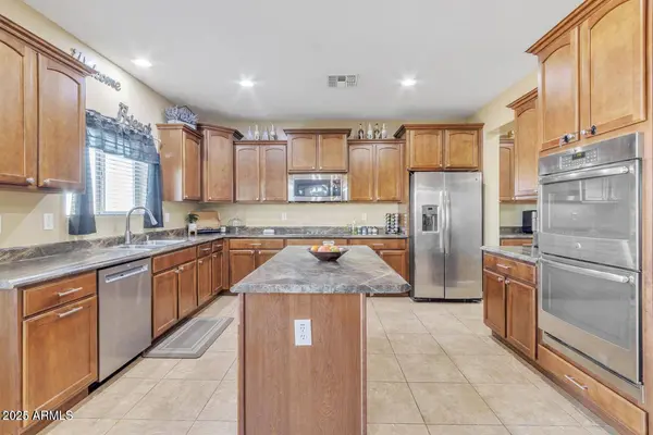 1923 N Cocoa Court, Casa Grande, AZ 85122