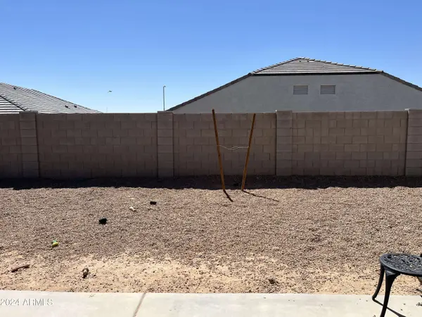 1079 W Beacon Drive, Casa Grande, AZ 85122