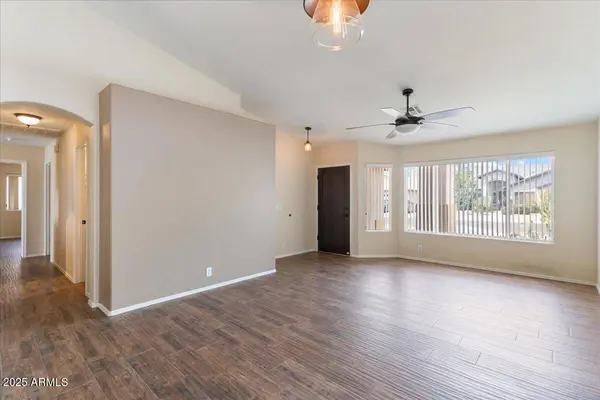 1061 E Linda Lane, Gilbert, AZ 85234