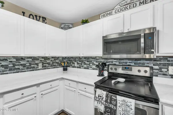 1061 E PONCHO Lane, San Tan Valley, AZ 85143