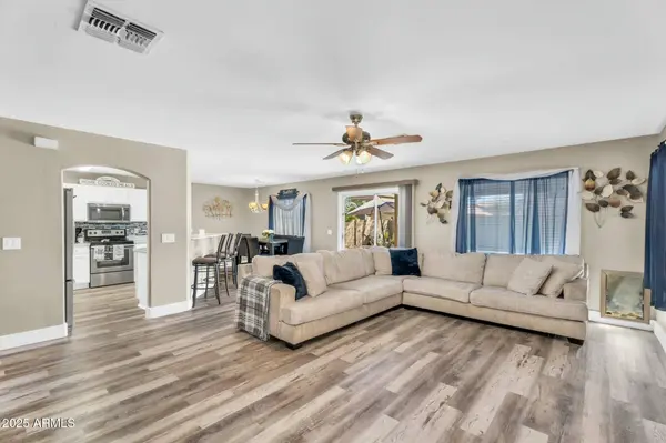 1061 E PONCHO Lane, San Tan Valley, AZ 85143