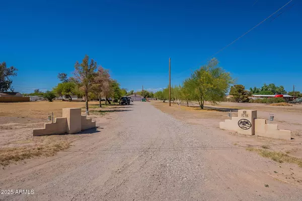 3738 E Hash Knife Draw Road, Queen Creek, AZ 85140