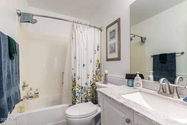35480 N DANISH RED Trail, San Tan Valley, AZ 85143