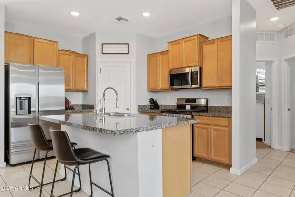 3597 E HENSON Street, San Tan Valley, AZ 85140