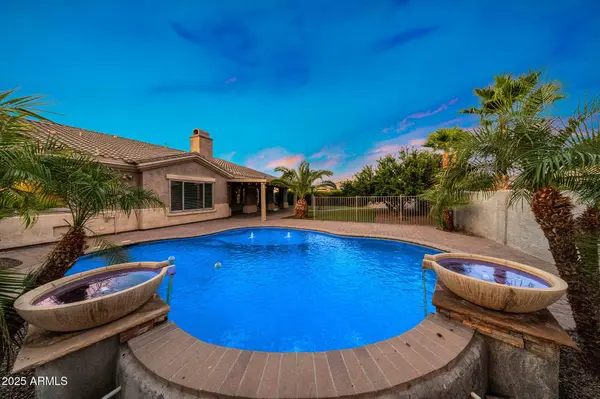 20197 E SILVER CREEK Lane, Queen Creek, AZ 85142