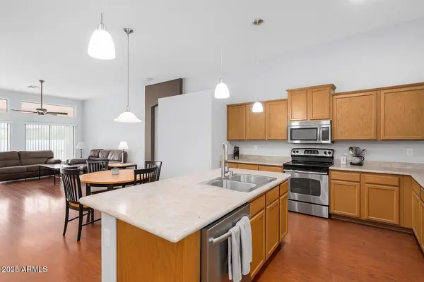 726 E HEATHER Drive, San Tan Valley, AZ 85140