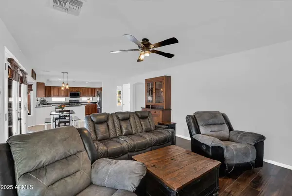 941 E STIRRUP Lane, San Tan Valley, AZ 85143