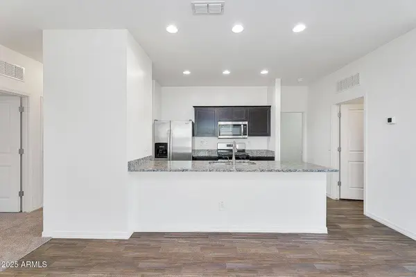 33731 N BOWLES Drive, San Tan Valley, AZ 85144