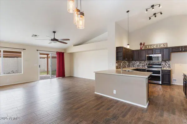 1061 E Linda Lane, Gilbert, AZ 85234