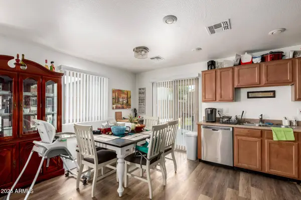 35480 N DANISH RED Trail, San Tan Valley, AZ 85143