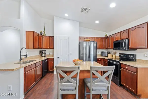 45604 W SKY Lane, Maricopa, AZ 85139