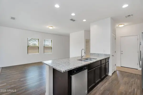 33731 N BOWLES Drive, San Tan Valley, AZ 85144