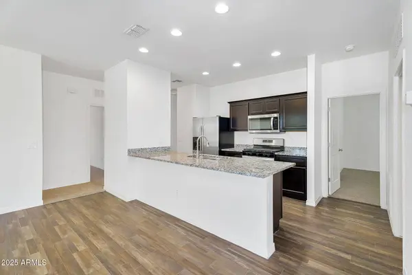 33731 N BOWLES Drive, San Tan Valley, AZ 85144