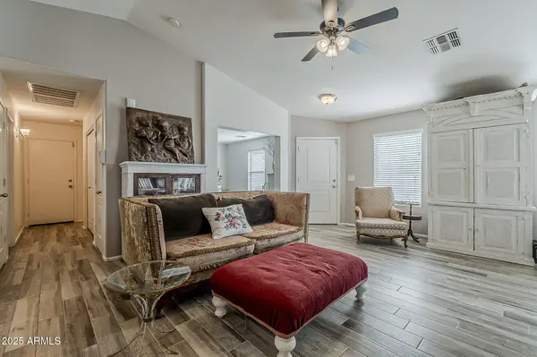 1396 E LESLIE Avenue, San Tan Valley, AZ 85140