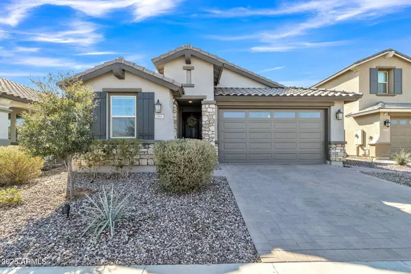 2885 W NEW RIVER Drive, San Tan Valley, AZ 85144