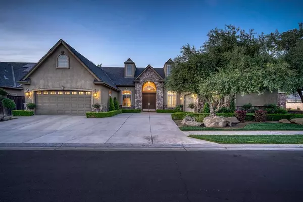 507 W Powers AVE, Clovis, CA 93619