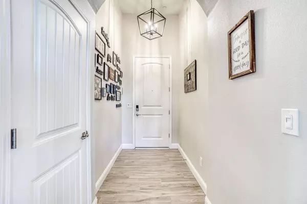 716 Mesa DR, Madera, CA 93636