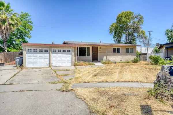 6298 N Glenn AVE, Fresno, CA 93704