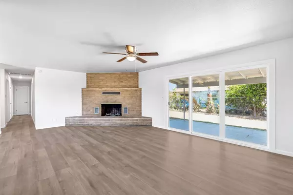 780 E ST, Orange Cove, CA 93646