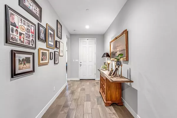 422 Wishon WAY, Madera, CA 93636