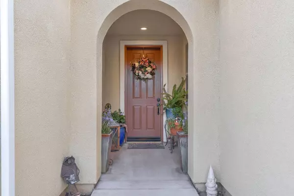 422 Wishon WAY, Madera, CA 93636