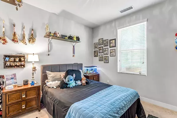 422 Wishon WAY, Madera, CA 93636