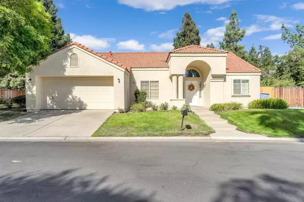 9498 N Congress AVE, Fresno, CA 93720