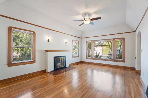 1010 E Vassar AVE, Fresno, CA 93704