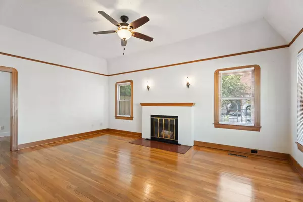 1010 E Vassar AVE, Fresno, CA 93704