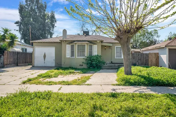 4332 E Ball AVE, Fresno, CA 93702
