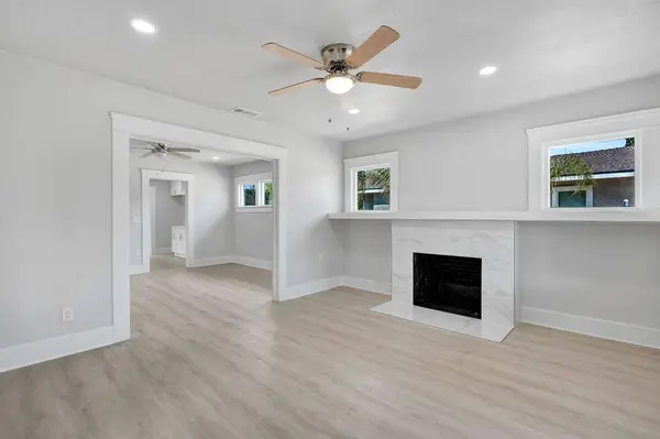 3935 E Balch AVE, Fresno, CA 93702