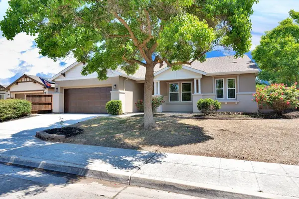2090 N Delbert AVE, Fresno, CA 93722