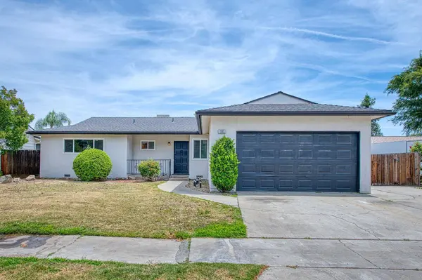 1545 Sunnyside AVE, Clovis, CA 93611