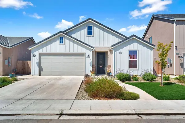 1150 Atlantica DR, Madera, CA 93636