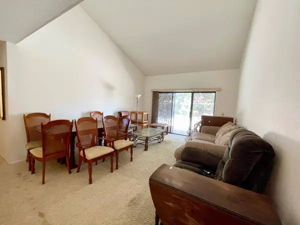 838 E Catalina CIR, Fresno, CA 93730