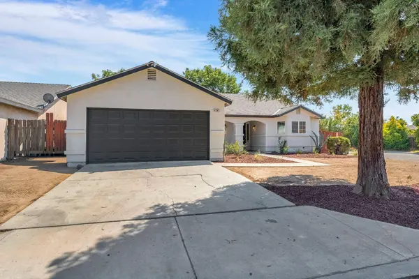 4285 W Saginaw WAY, Fresno, CA 93722