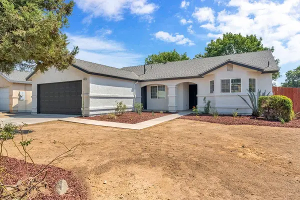 4285 W Saginaw WAY, Fresno, CA 93722